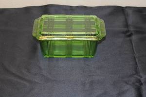 lot 31 image: Vintage Green Uranium Glass Butter Dish with Lid