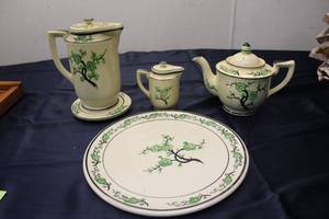 lot A-53 image: Vintage Green Floral Decorative Tea Set with Tray