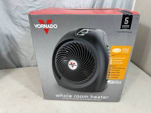 lot 32 image: New Vornado Whole Room Space Heater with Fan Setting