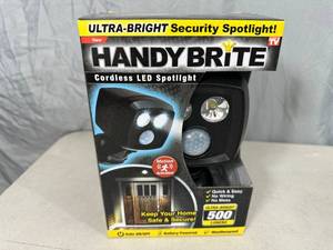 lot 104 image: New Handybrite Cordless LED Spotlight