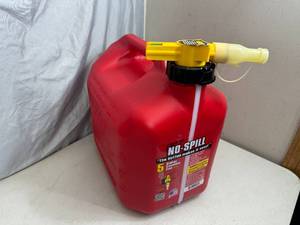 lot 145 image: New 5 Gallon No-Spill Gas Can