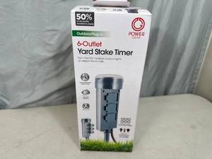 lot 165 image: New 6-Outlet Yard Stake with Timer