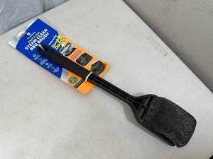 lot 181 image: New Mr Bar-B-Q Scrub Daddy Bristle Free Steam Clean Grill Brush