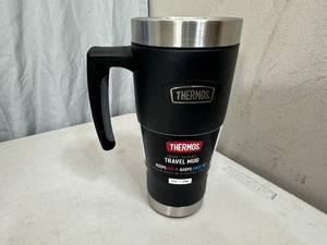 lot 184 image: New Thermos 14 oz Travel Mug