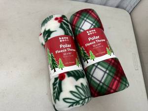 lot 192 image: 2 New Holiday Fleece Throw Blankets