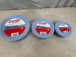 lot 199 image: 3 New Pyrex Colored Glass Food Storage Containers