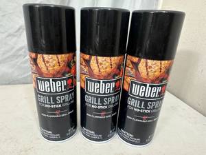 lot 256 image: 3 New Cans Weber Non-Stick Grill Spray