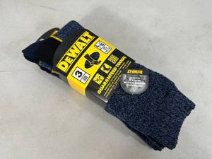 lot 257 image: 3 New Pairs Dewalt Cotton Work Socks