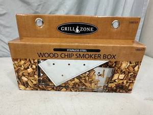 lot 338 image: New Stainless Steel Smoker Box for BBQ Grills