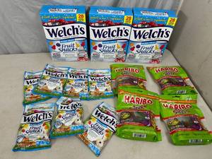 lot 250A image: Welchs Fruit Snacks, Haribo Gummy Snakes