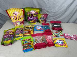 lot 140A image: Taffy, Gummy Candy, and More