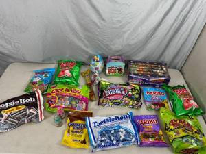 lot 110A image: Tootsie Rolls, Dubble Bubble, Cotton Candy, Gummy Candy, Etc