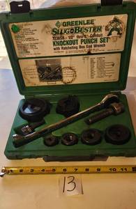 lot 13 image: GREENLEE SLUG O BUSTER KNOCKOUT PUNCH SET W WRENCH DRIVER