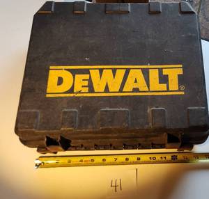 lot 41 image: DEWALT Heavy Duty Cordless DrillDriver