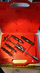 lot 46 image: Inner Bearing Pulling Set
