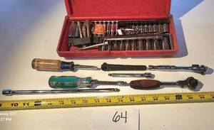 lot 64 image: Socket Set