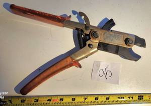 lot 95 image: Baudet K11 Ratchet Cutter Made in Germany