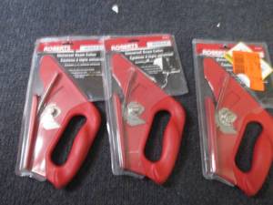 3 Roberts Universal Seam Cutters...