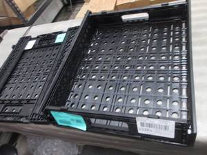 2 Folding Plastic Crates 24x19.5x5 ...