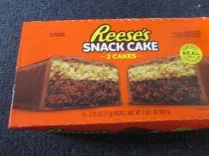 12- 2.75 oz Reeses Snack Cakes...