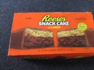 12- 2.75 oz Reeses Snack Cakes...