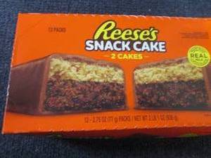 12- 2.75 oz Reeses Snack Cakes...