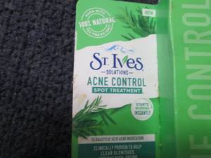 5- 0.75 oz St Ives Acne Control Spo...
