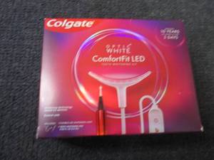 Colgate Optic White ...