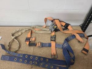 lot 22 image: Safety Harness
