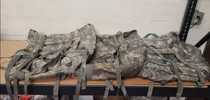 lot 44 image: 3 Ruck Sacks and 3 Waist belts