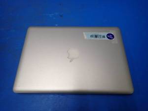 lot 24 image: Apple&nbspMacBookPro8,1 A1278 &nbspINTEL CORE I7-2620M 2.7 Ghz  8GB DDR3 SDRAM  750GB HD  13.3 screen with 1280 x 800 Resolution  Includes IOS and Charger