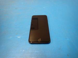 lot 43 image: Apple&nbspiphone 8 A1863  64GB of storage  Cellular Carrier Unlocked  Includes Charging Cable  Light scratches on screen