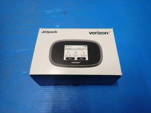 lot 66 image: Verizon&nbspMIFI8800L Mobile Hotspot 