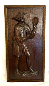 lot 113 image: Carved Wooden Jester Figurine Wall Hanging