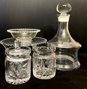 lot 142 image: Beautiful Vintage Glassware and Crystal Including Plate, Bowl, Sugar  Cream, Decanter and More
