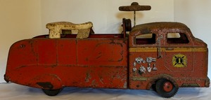 lot 169 image: Antique Marx Toy Ride On Pressed Steel Toy Fire Truck