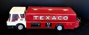 lot 171 image: 1960s Texaco Jet Fuel Tanker 24 Press Steel Truck by Park Plastics USA
