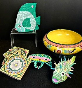 lot 94 image: Wonderful Wood and Pottery Travel Treasures