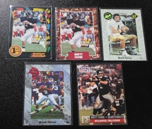 lot 45 image: 1991 Brett Favre Rookie Card Lot  5 Rookie Cards