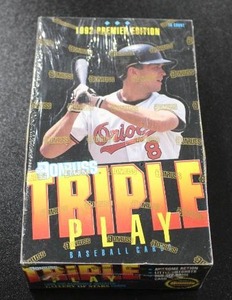 lot 78 image: 1992 Donruss Triple Play Baseball Factory Sealed Hobby Box