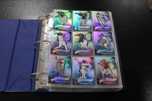 lot 190 image: 1998 Fleer Ultra Baseball Complete Set with (3) Complete Insert Sets