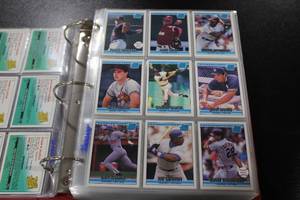 lot 193 image: 1992 Donruss Baseball Complete Set with Diamond Kings Insert Set in Binder