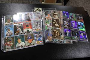 lot 196 image: Various Baseball Cards and Insert Set Lot