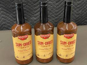 lot 20 image: Bella Sun Luci Sun-Dried Tomato Salsa Bloody Mary Mix 32 oz - 3 Bottles