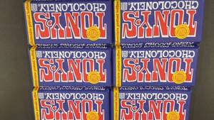 lot 77 image: GA 2 - Set of 6 Tonys Chocolonely Chocolate Pretzel Toffee Bars