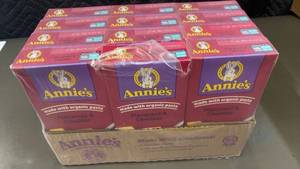 lot 116 image: IN 4 - Lot of 12 Annies Organic Macaroni & Cheddar Boxes