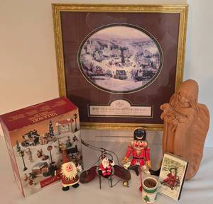 lot 117 image: Festive Holiday Decor