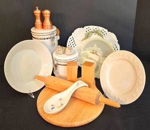 lot 120 image: Fenton Milk Glass Plate & Fun Kitchen Accessory Grouping