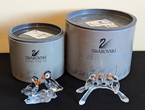 lot 112 image: Swarovski Crystal Puffins and Lovebirds Figurines