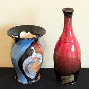 lot 35 image: Pair of Small Glazed Vases from Dingle Ireland